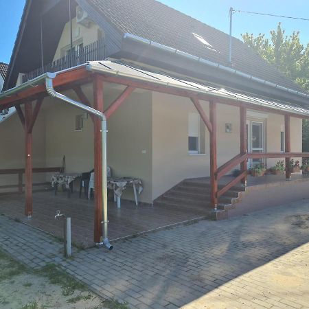 Vaddinszo Lak Villa Kiskunmajsa Exterior photo